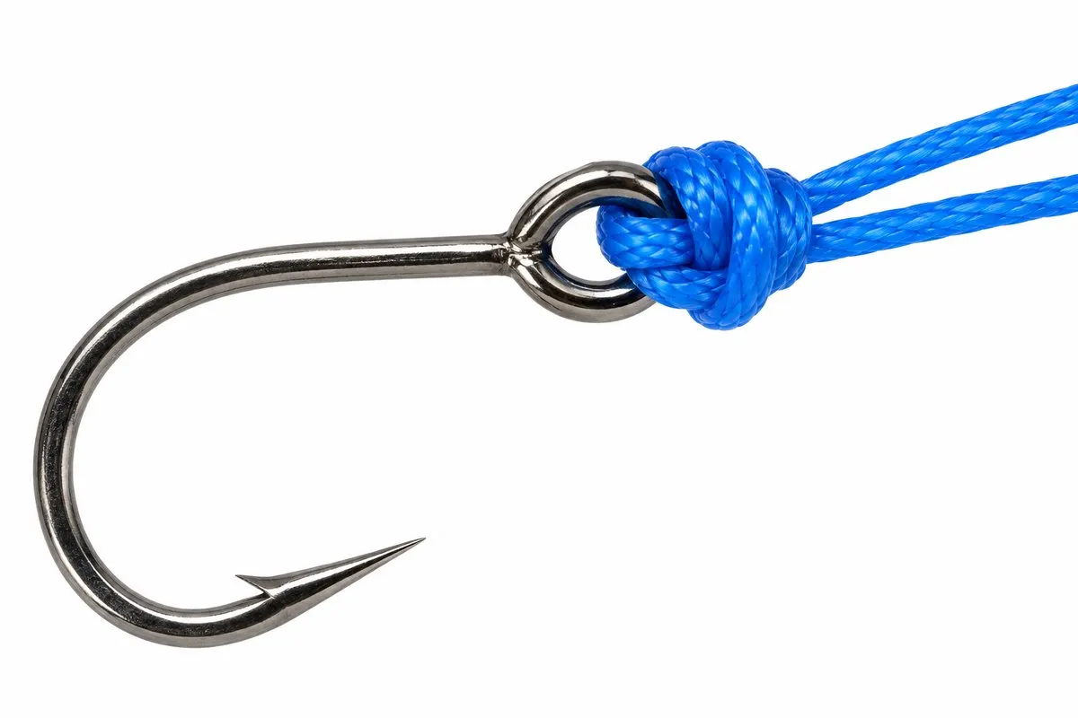 A Palomar knot tied to a hook